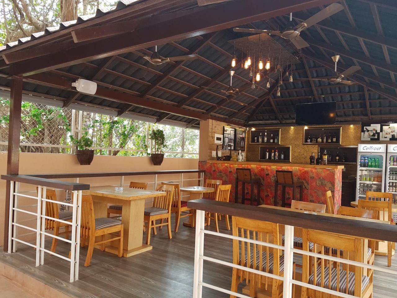 La Sunila Suites & Villas By Wsi, Baga Arpora Zewnętrze zdjęcie
